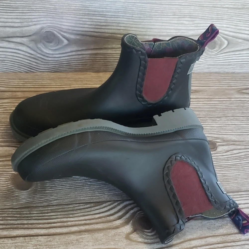 Ted Baker mens black short rain boots 40